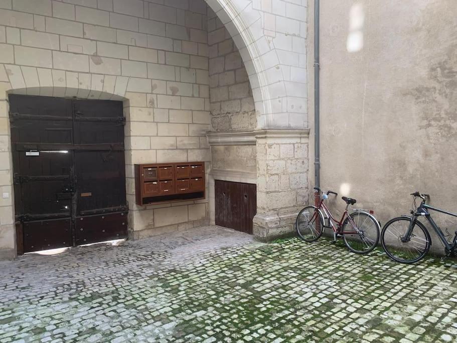 Hotel Robin Quantin In The Heart Of Old Tours Exterior foto